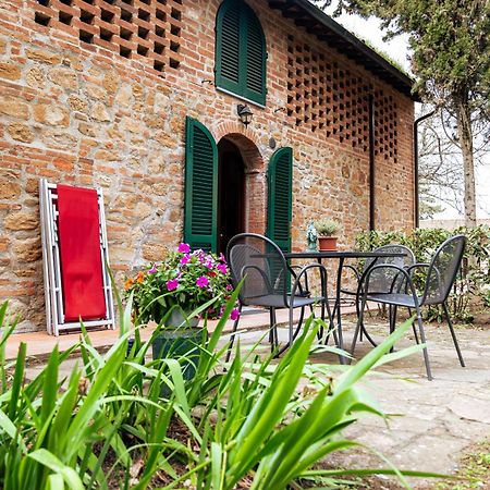 Вилла Borgo Il Poggio Agritourismo Монтайоне Экстерьер фото
